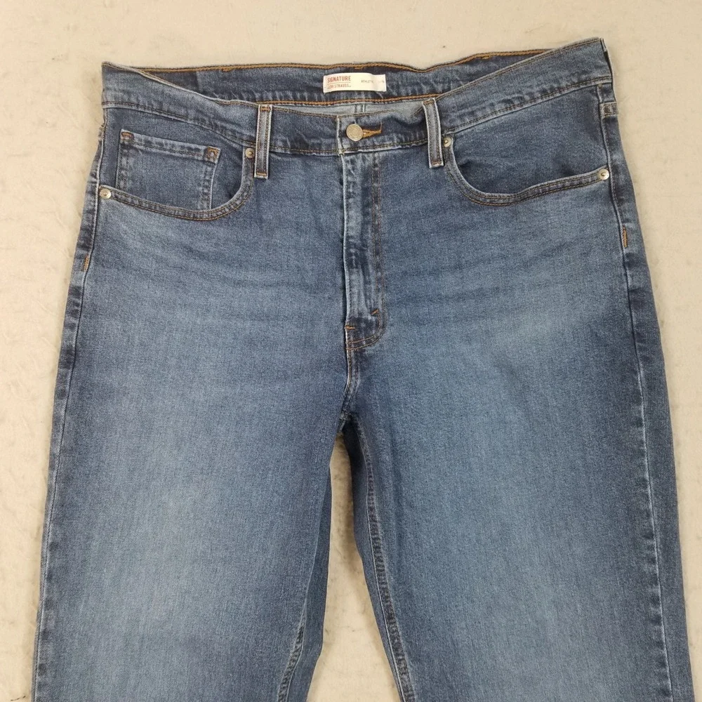 Signature by Levi Strauss & Co. signature by